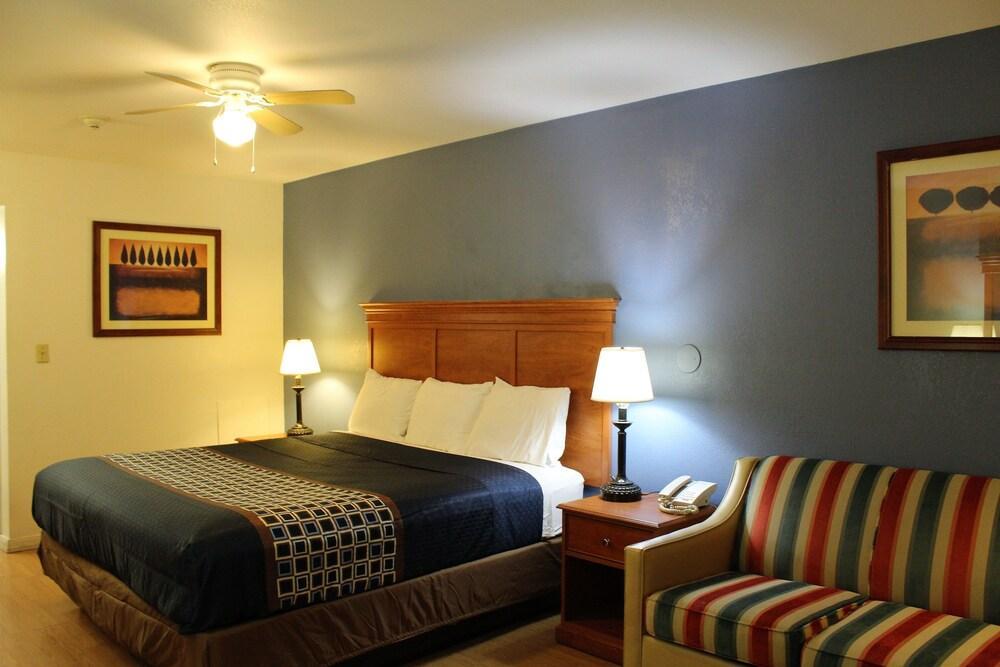Days Inn By Wyndham El Paso West Екстериор снимка